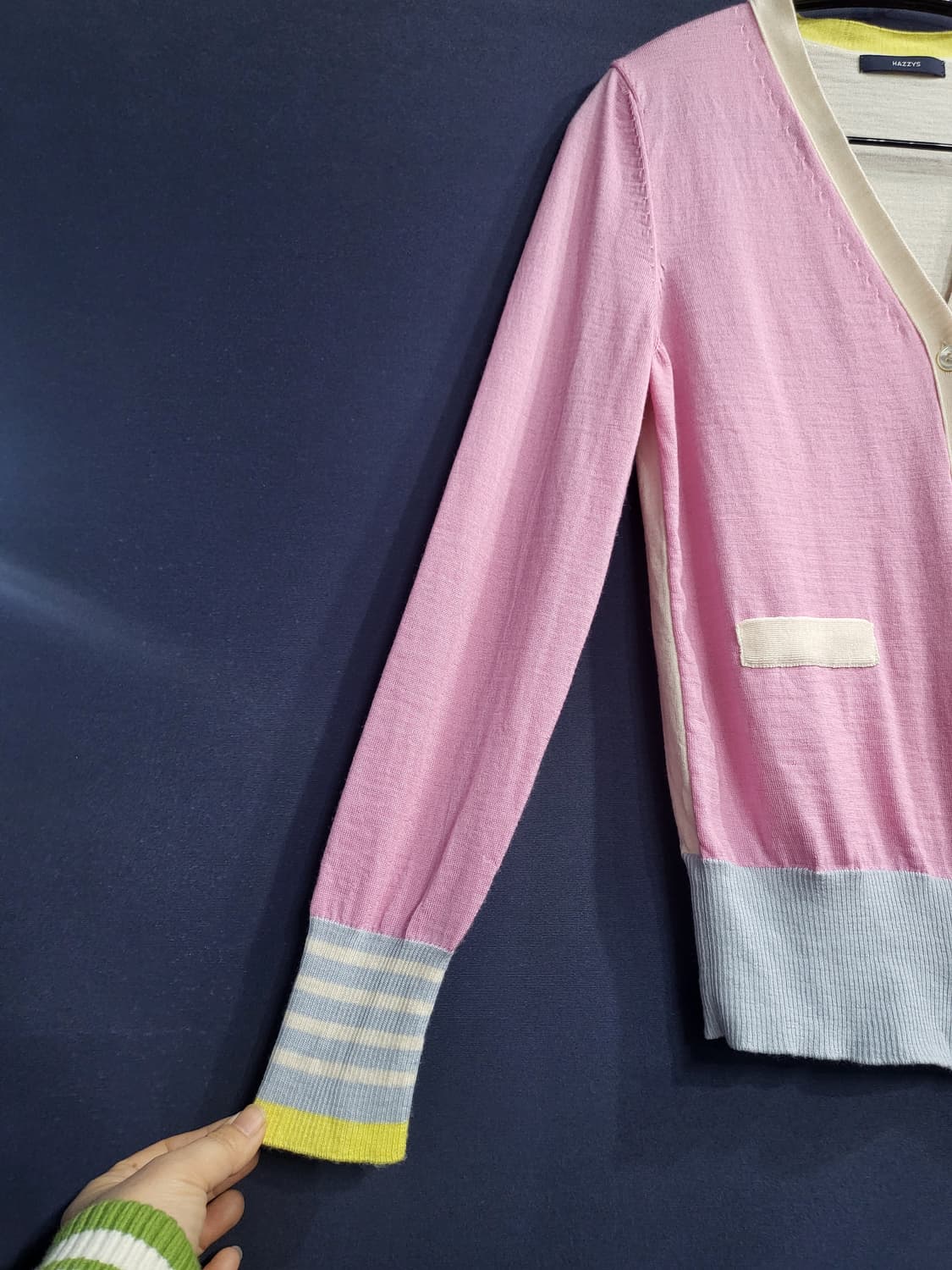 헤지스 모100% 가디건 상품이미지2