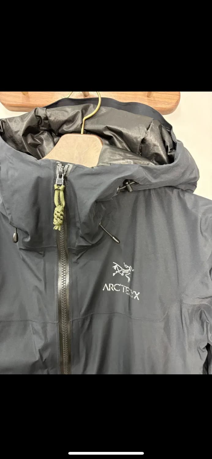 아크테릭스 피션 고어텍스 패딩 자켓 H2253 상품이미지4