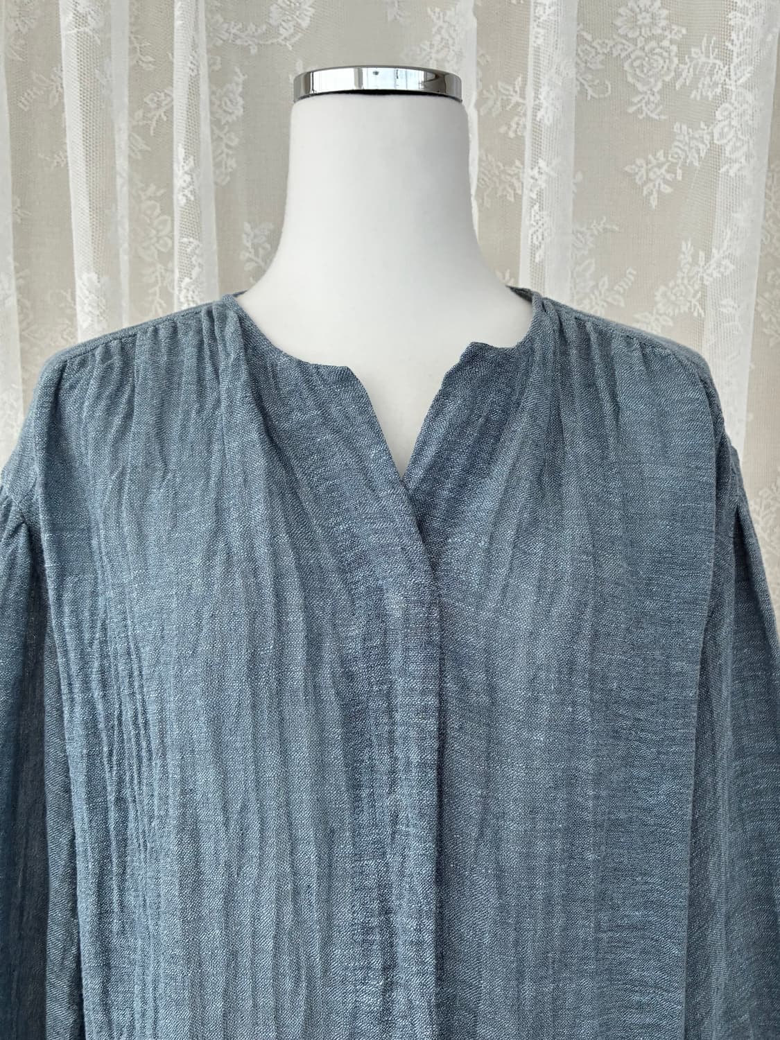 83-94-160) 한섬 랑방컬렉션 린넨 블라우스 블루 상품이미지4