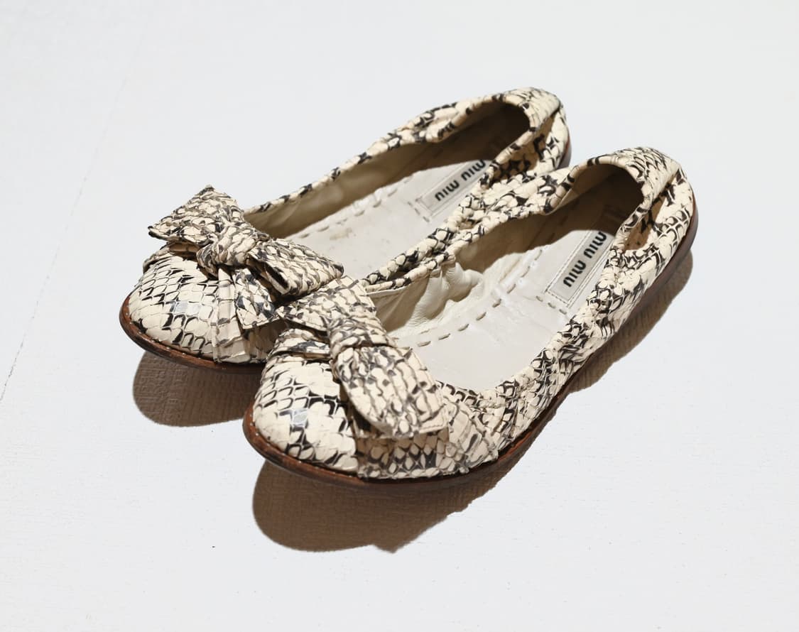 miu miu 2000s python flat shoes 상품이미지2
