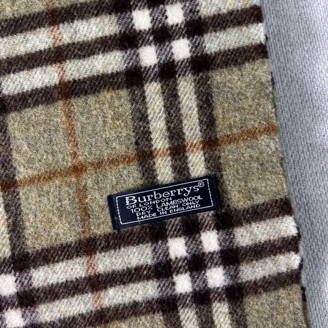 버버리 노바체크 램스울 그린 머플러 상품이미지3