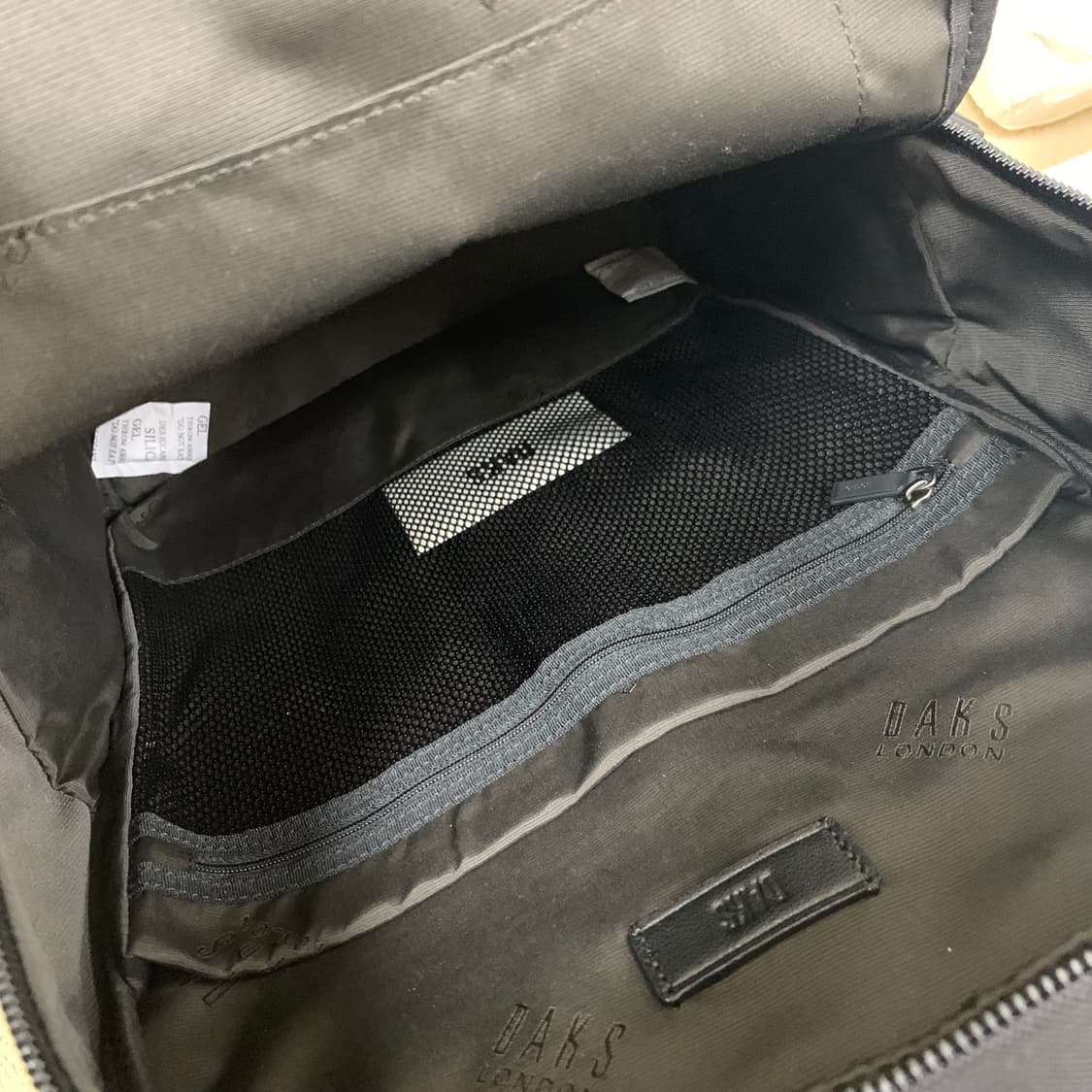 [새상품] 닥스ACC 아폴로 CUBE 백팩(블랙) 직장인백팩 가방 상품이미지6