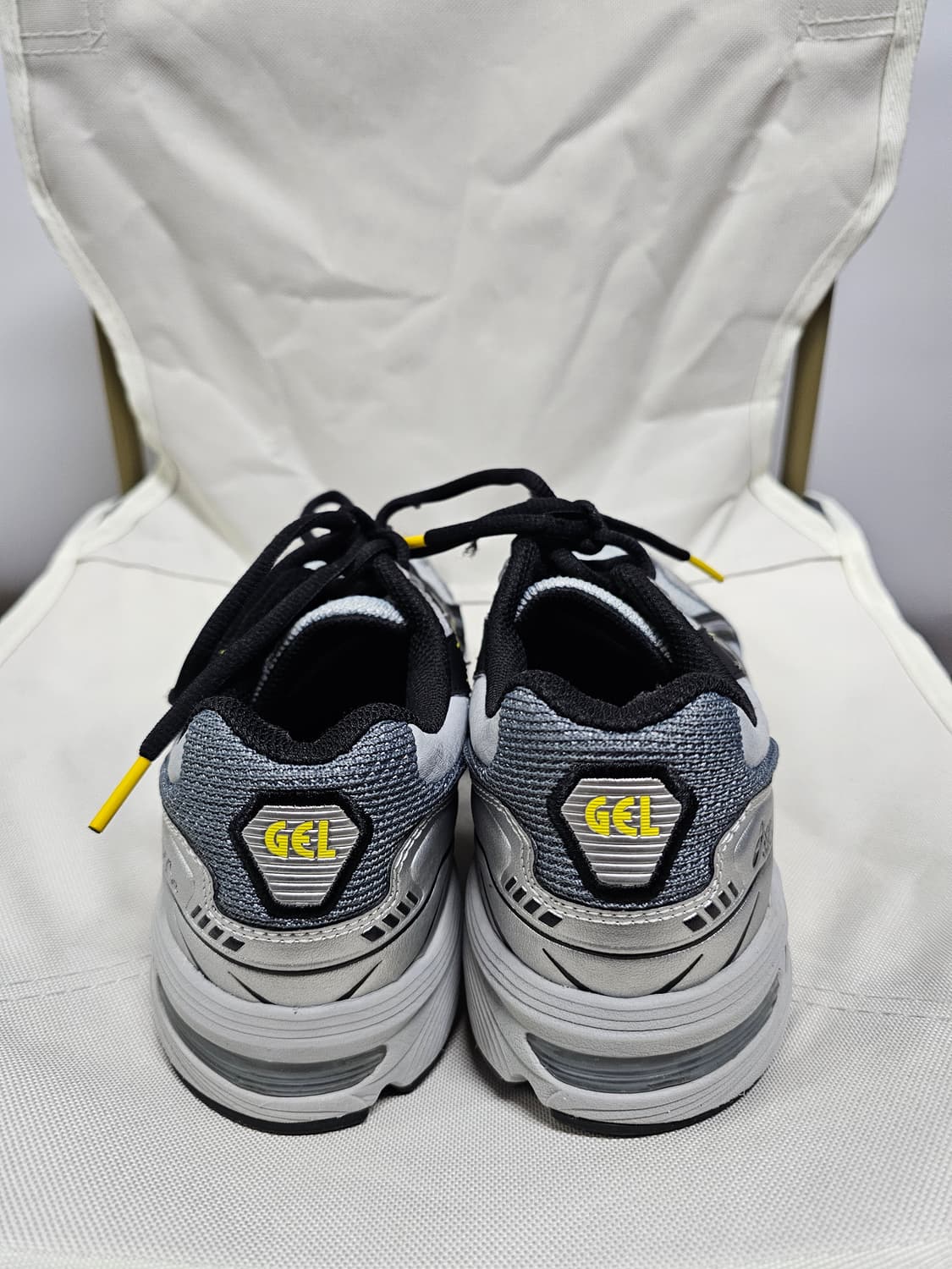 아식스 젤1060 미드그레이 245 상품이미지3