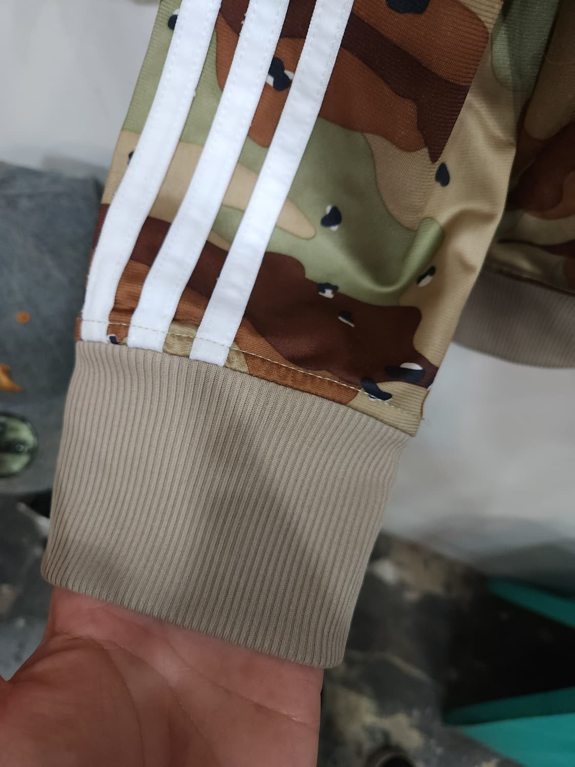 아디다스 파이어버드 카모 져지 자켓

 상품이미지5