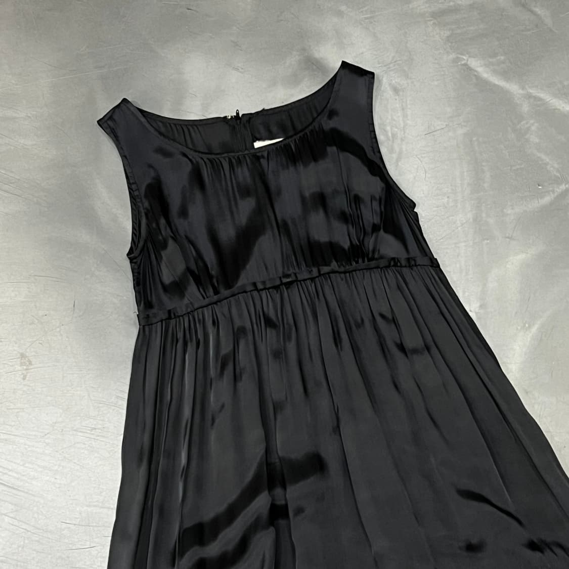  꼼데가르송 플리츠 다크 원피스 y15874 상품이미지3