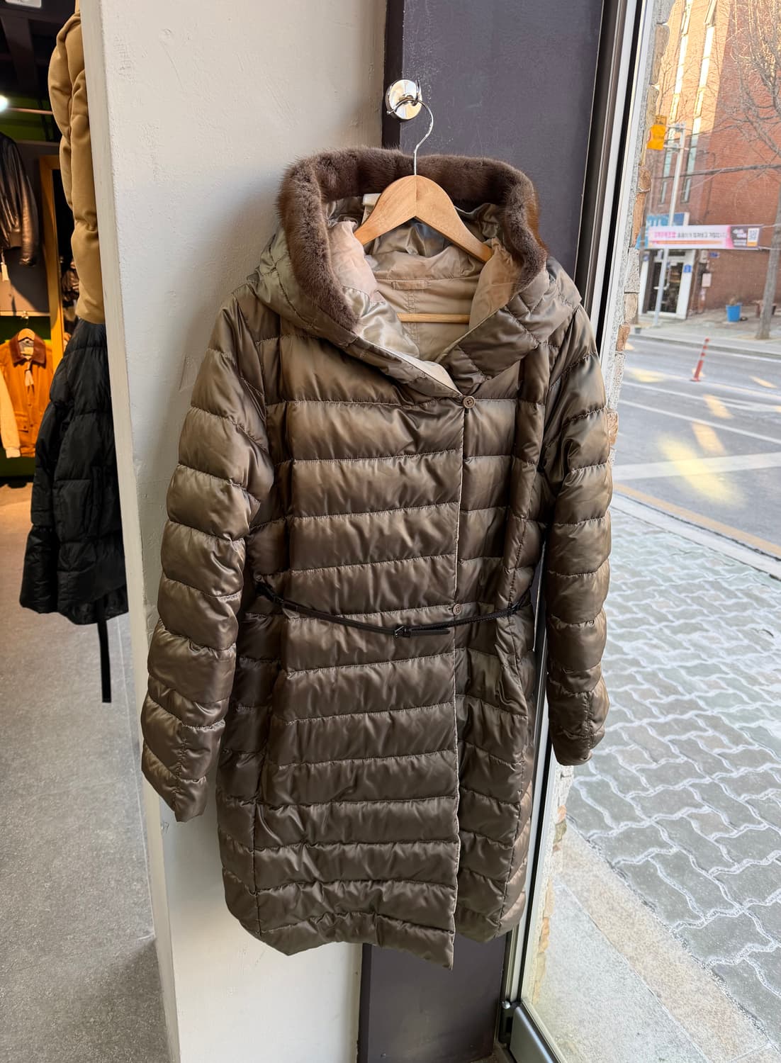 IT44/ 막스마라 리버시블 구스다운 벨티드 패딩 점퍼 상품이미지2