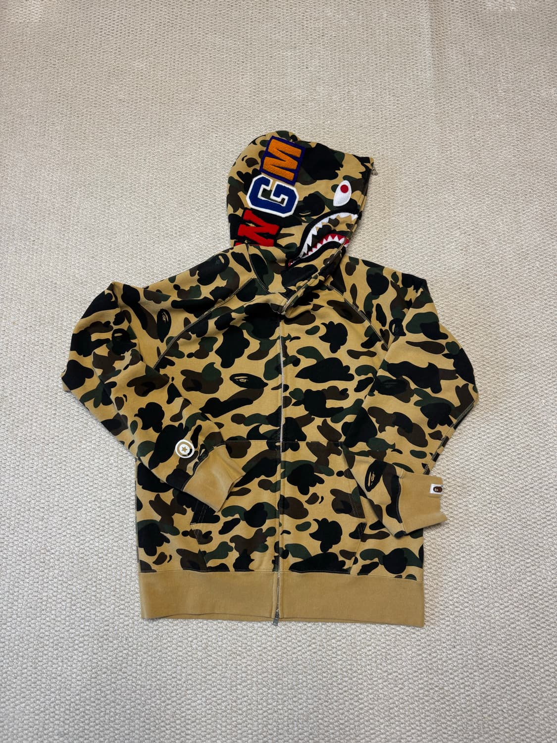 베이프 샤크 후드집업 황계 XL 상품이미지1