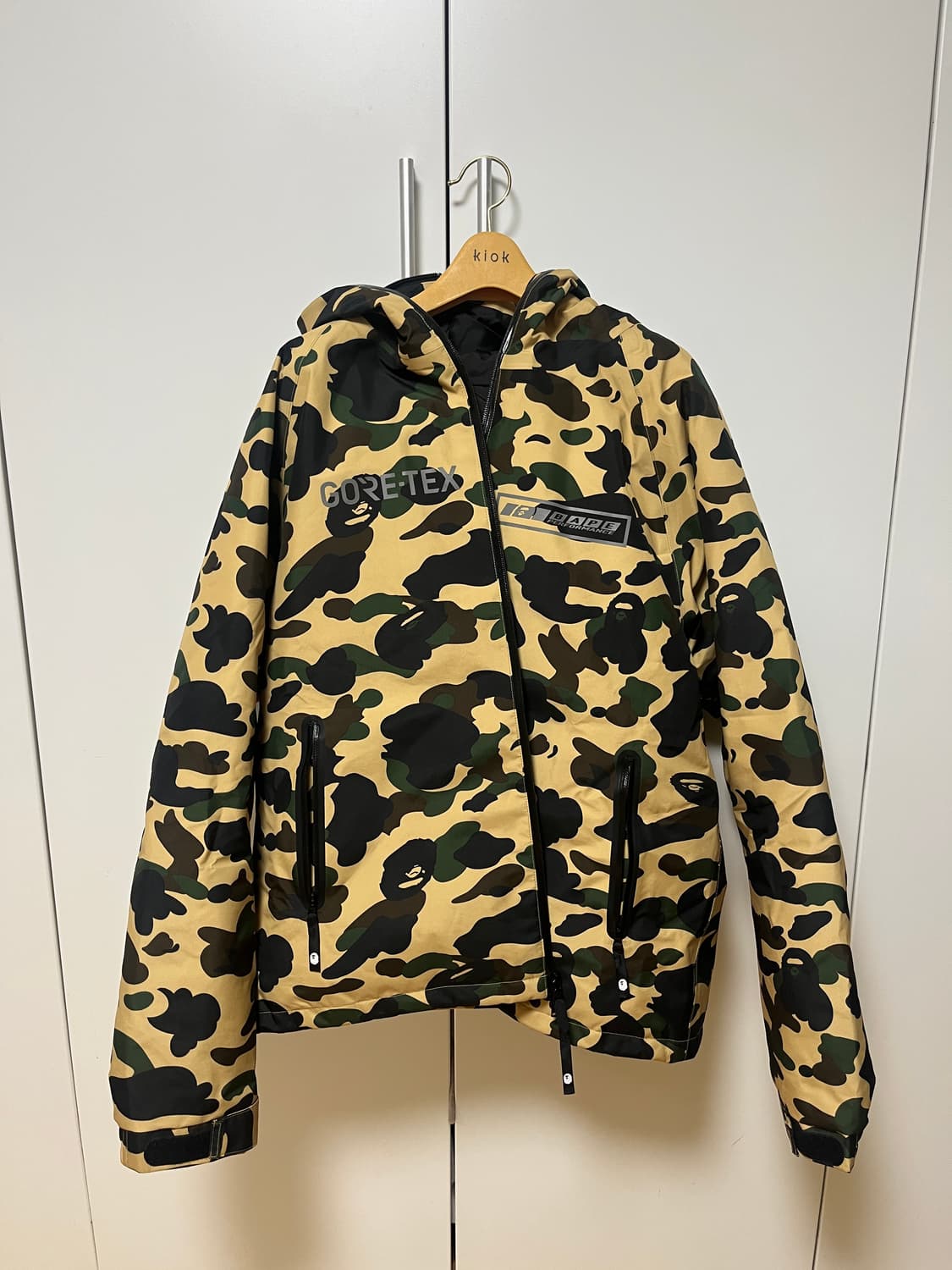 베이프 고어텍스 1ST 카모 후드 다운자켓 상품이미지1
