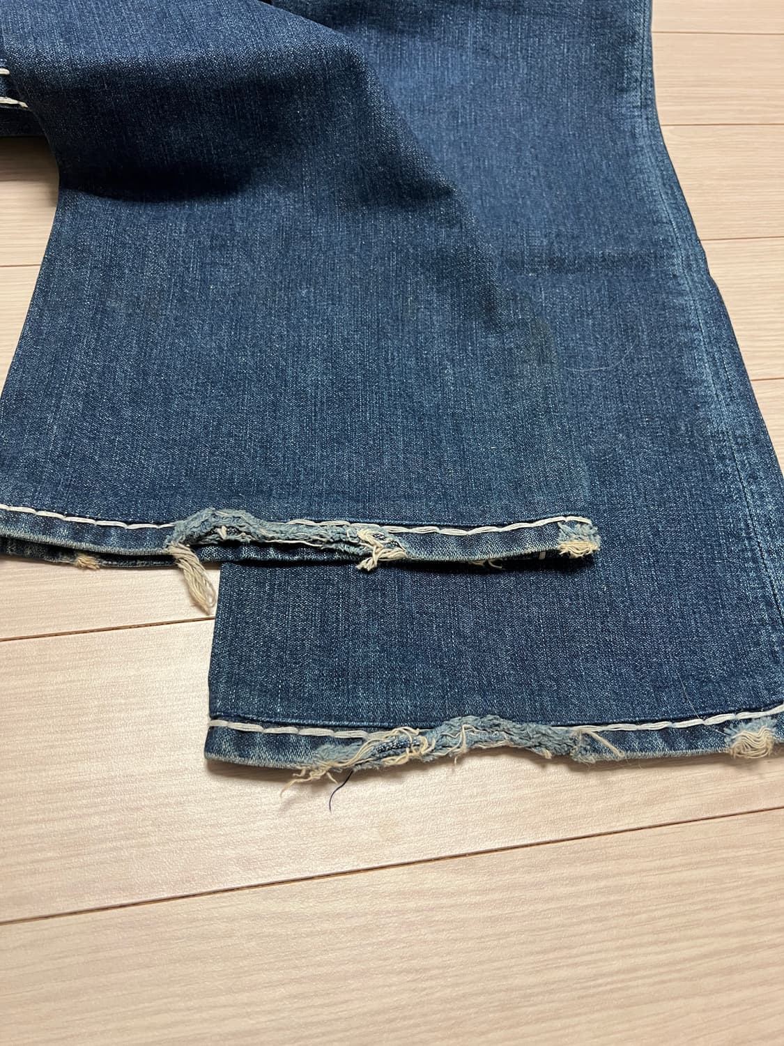 트루릴리전(True Religion) 빌리 슈퍼 T 데님 팬츠 / 30 상품이미지7