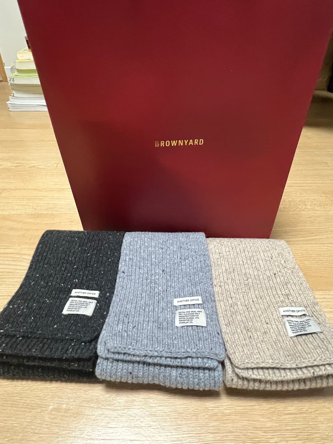 어나더오피스 머플러 레이어 도네갈 판매합니다 상품이미지1