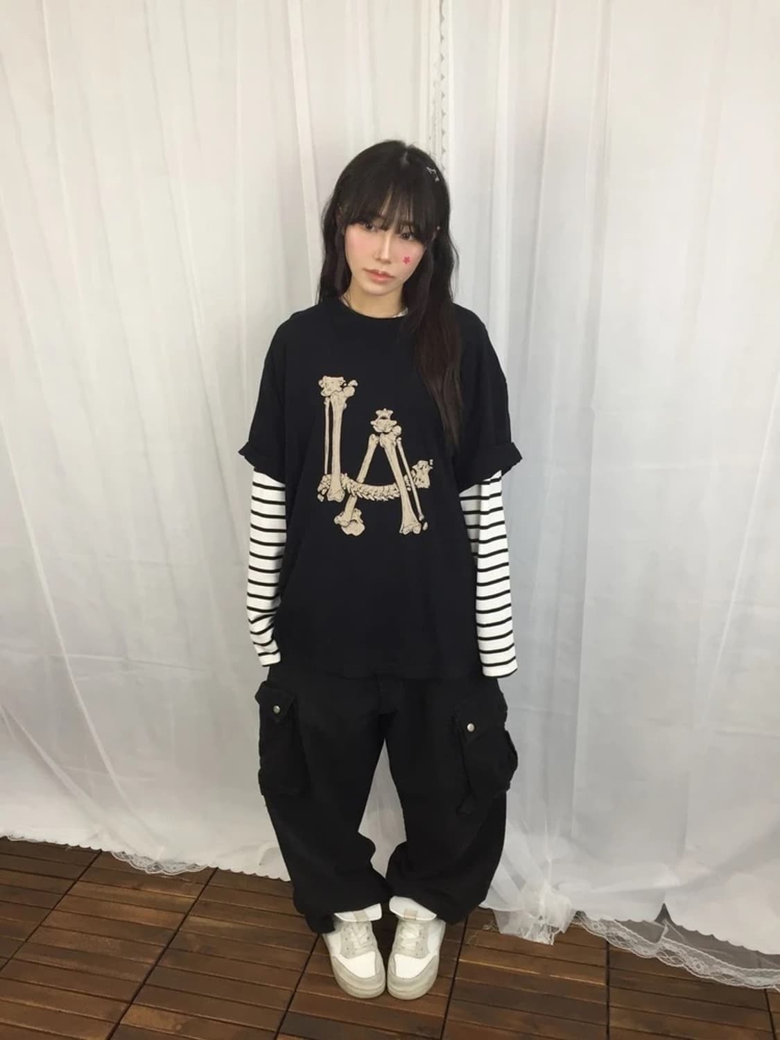 The Great Frog Bone A Graphic Tee 상품이미지1