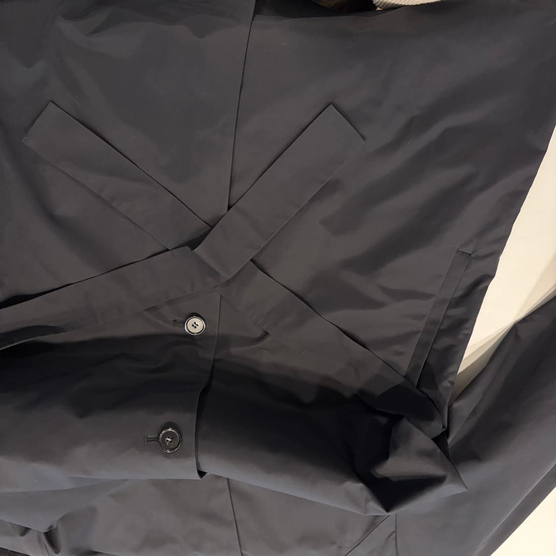 [L] A.P.C 아페쎄 레인 맥코트 블랙 트렌치 코트 D867 상품이미지5