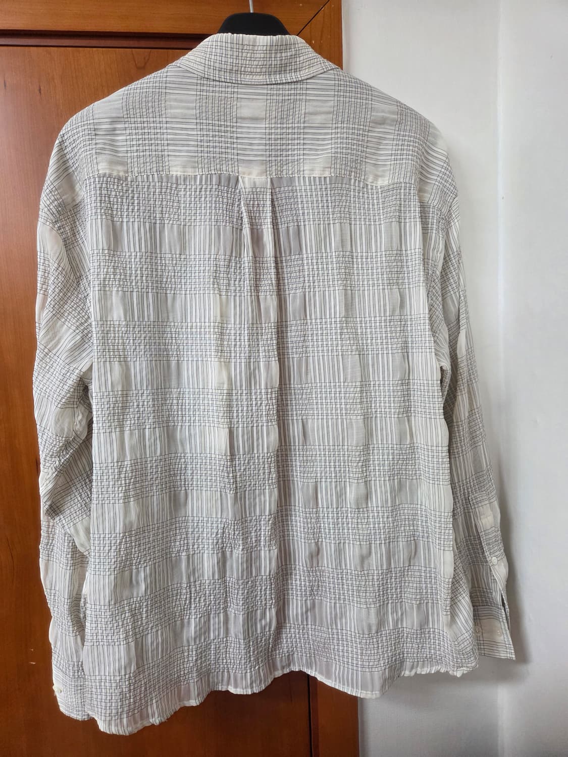 모마디자인 크링클 체크셔츠 크림베이지 48사이즈 상품이미지4