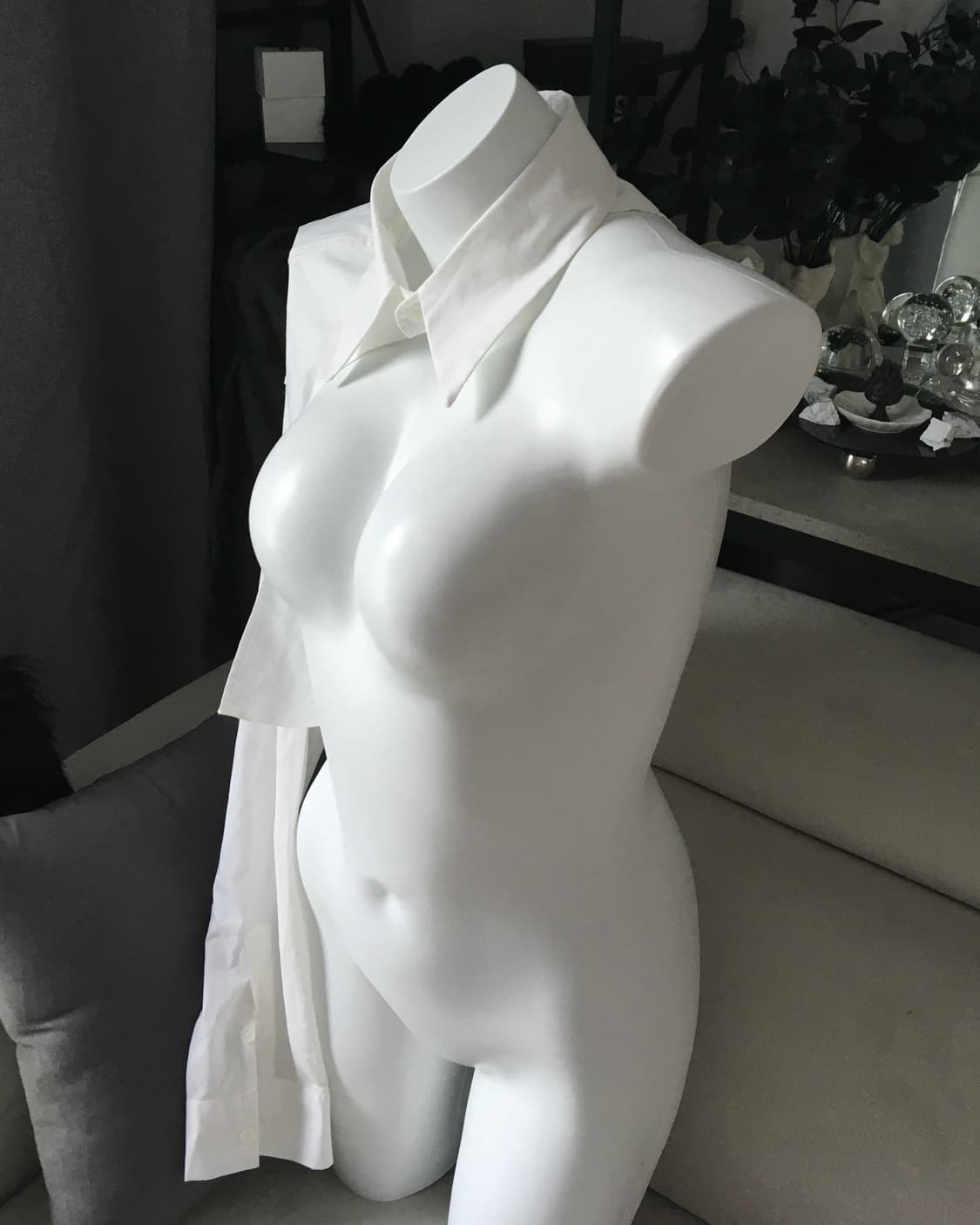༒ One-side unbalanced shirt 상품이미지4