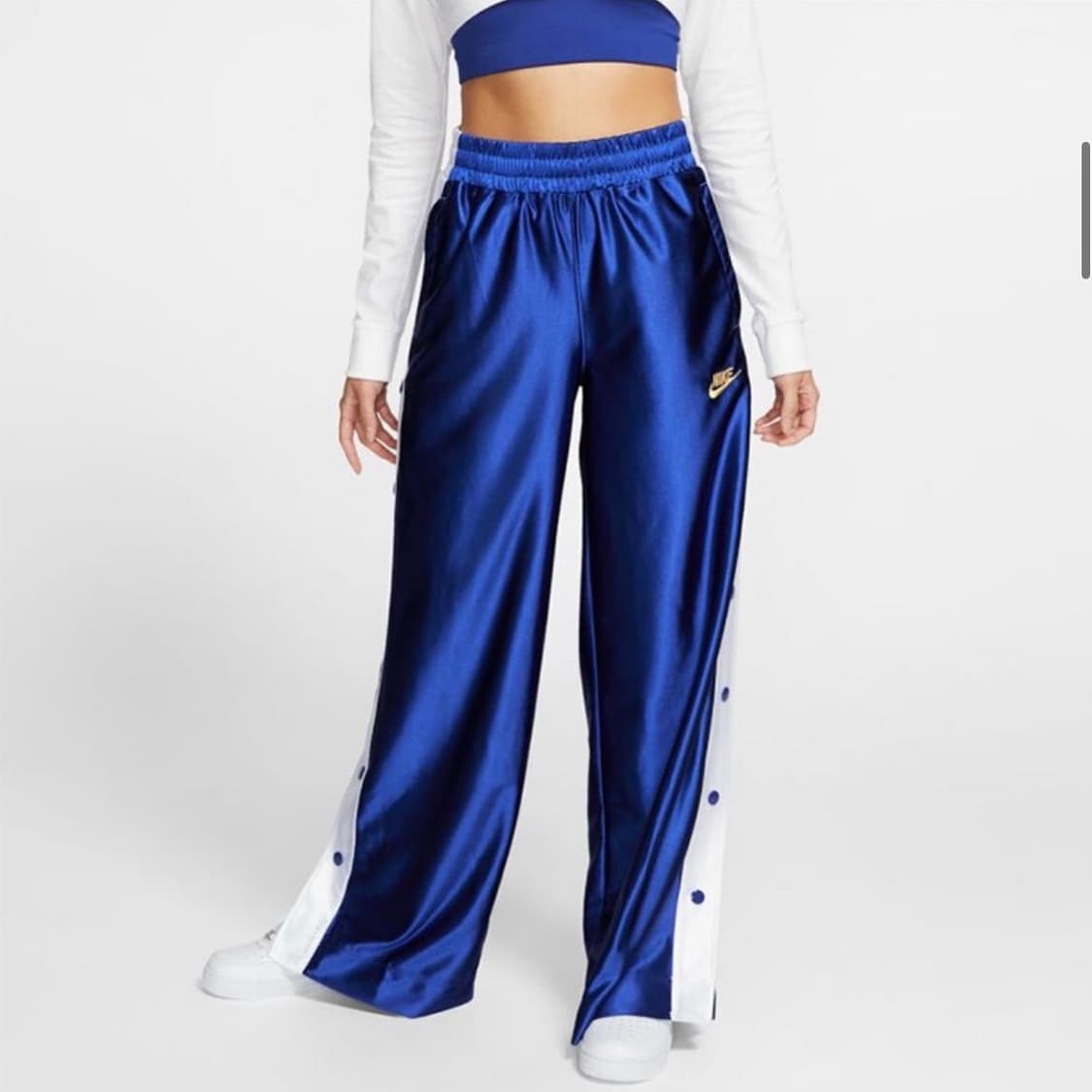 새상품 나이키 스냅 벨벳 트레이닝팬츠 상품이미지2