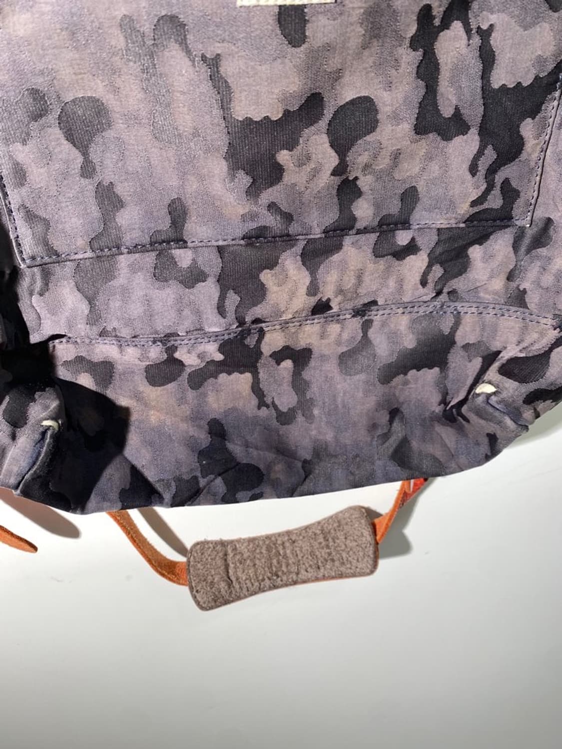 wishbone 카모플라쥬 크로스백 토트백 상품이미지5