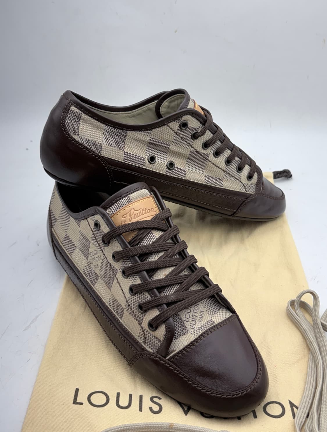정품)루이비통스나커즈250 상품이미지2