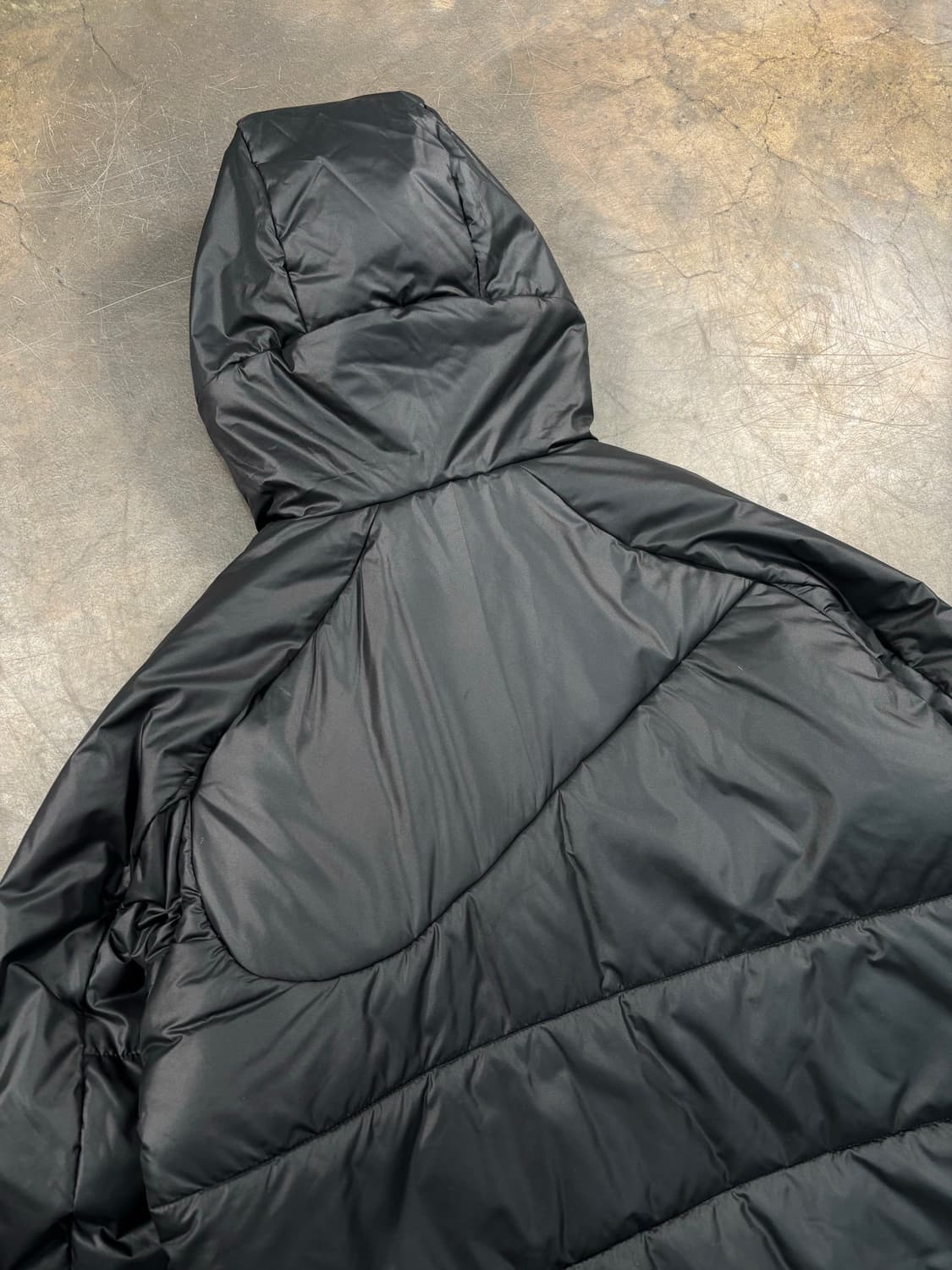 나이키 데드스탁 써마핏 경량 패딩 상품이미지5