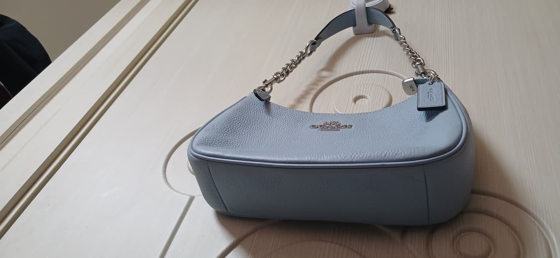 코치 테리 숄더백 상품이미지3