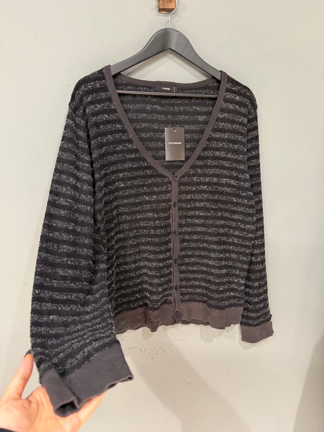 fluffy stripe pattern v-neck cardigan 상품이미지7
