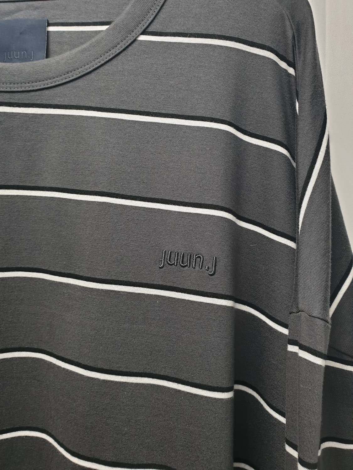 junn.j 준지 그레이 스트라이프 긴팔 티셔츠 L 상품이미지3