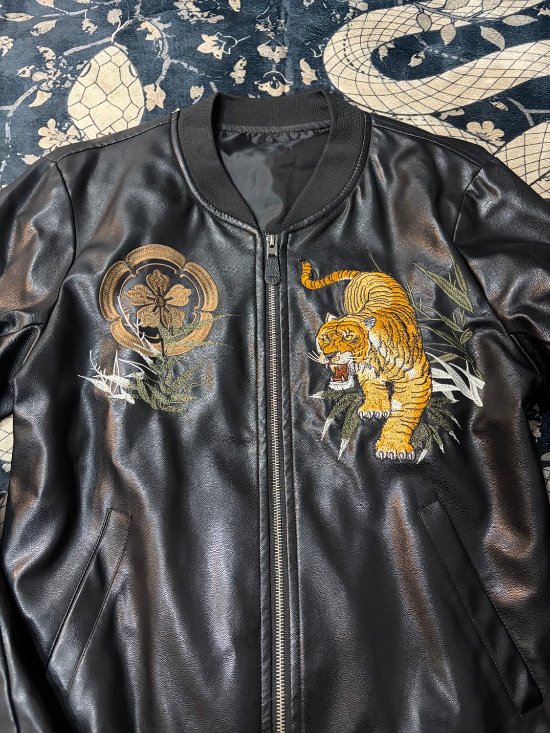 Japanese leather tiger Sukajan(unisex) 상품이미지6