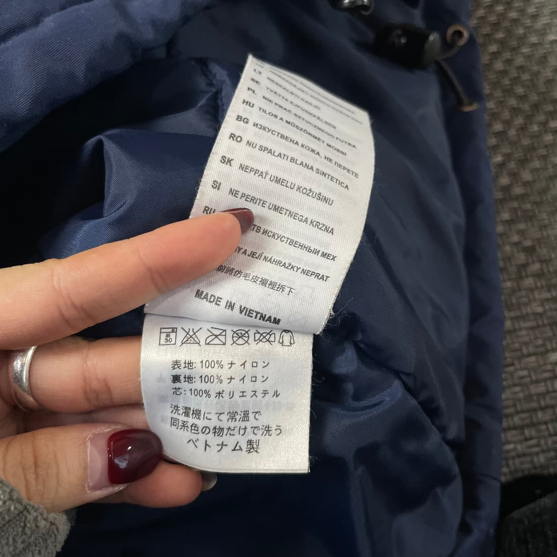 칼하트 네이비 멀티 포켓 앵커리지 패딩 XS 상품이미지8