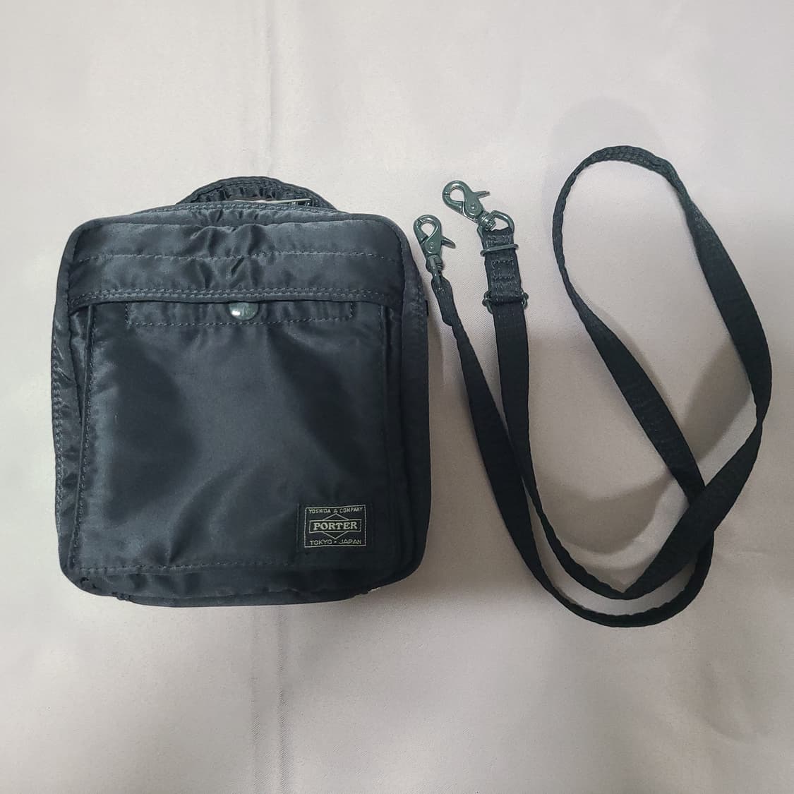 요시다 포터 탱커 스퀘어 숄더백 블랙 크로스백 가방 상품이미지3