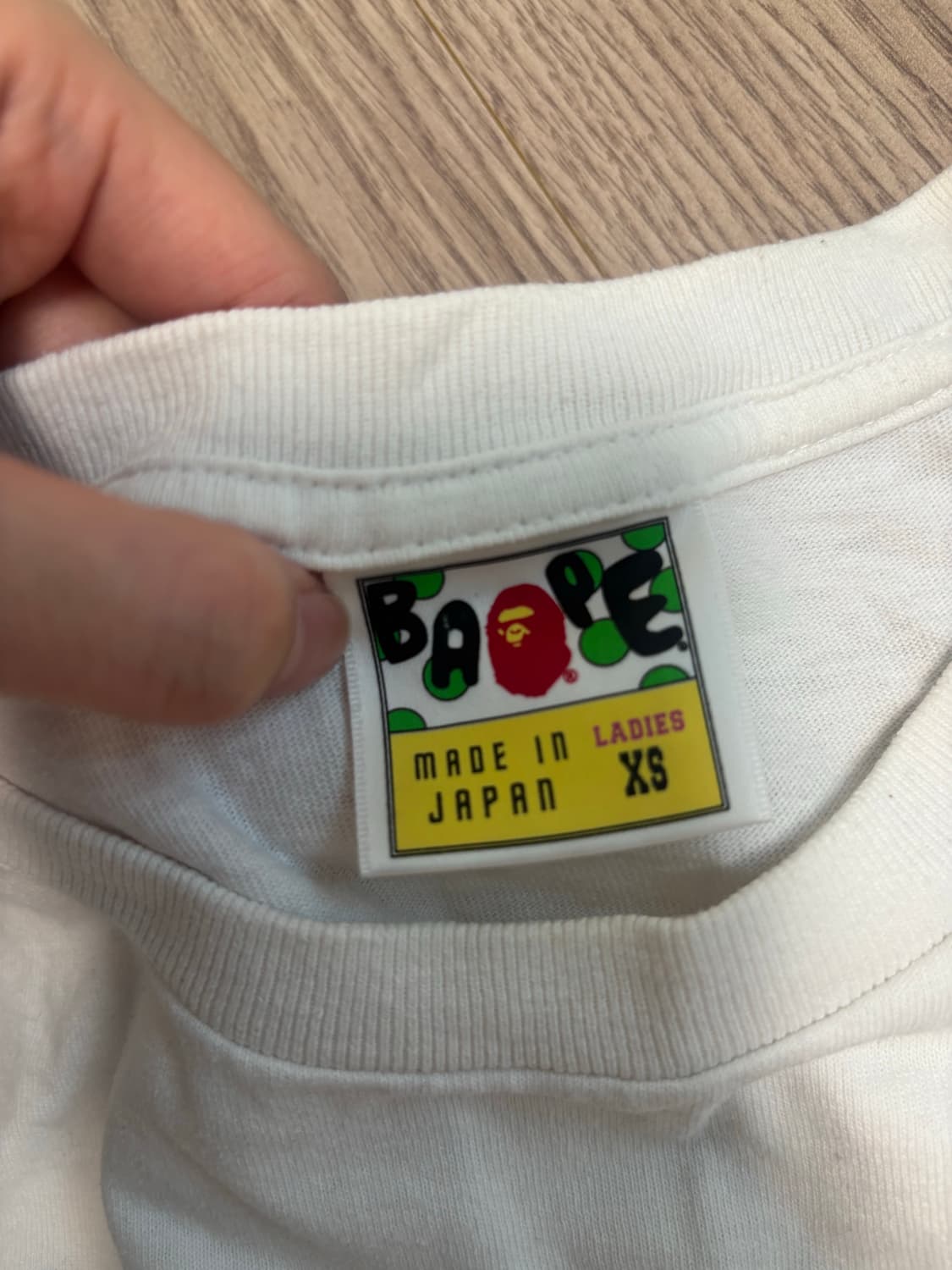 베이프 슬림핏 반팔 상품이미지3