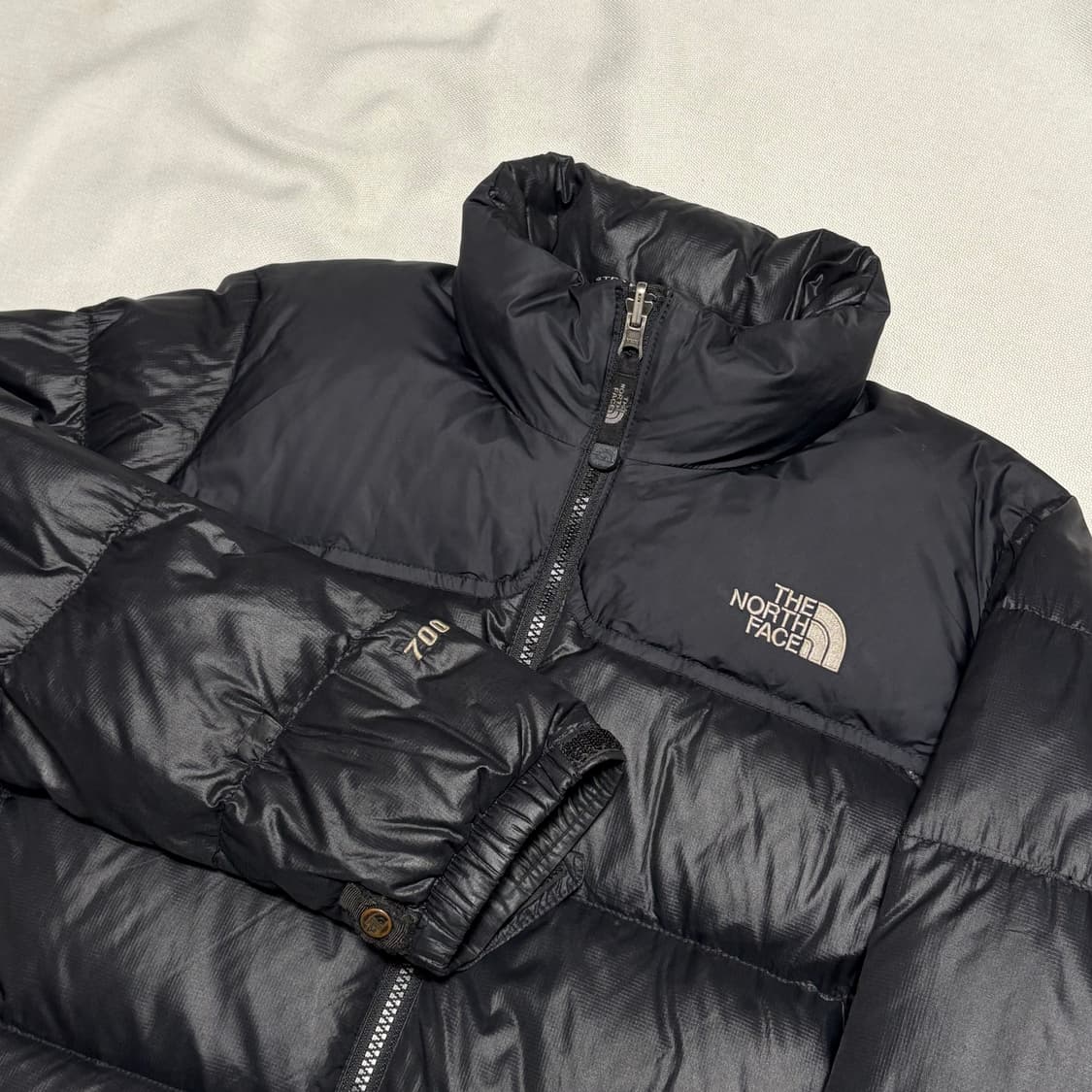 85 노스페이스 여성용 눕시 700 패딩  상품이미지1