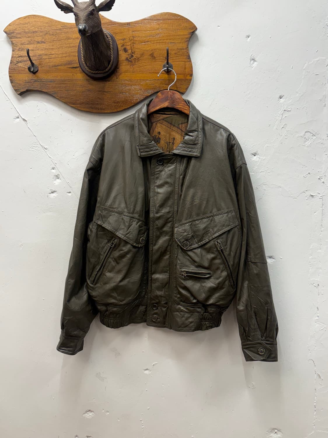 Italy BALLY Leather Bomber Jacket 상품이미지1