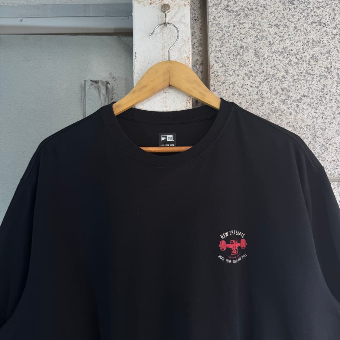 뉴에라 스케이트보드 로고 반팔티 상품이미지3