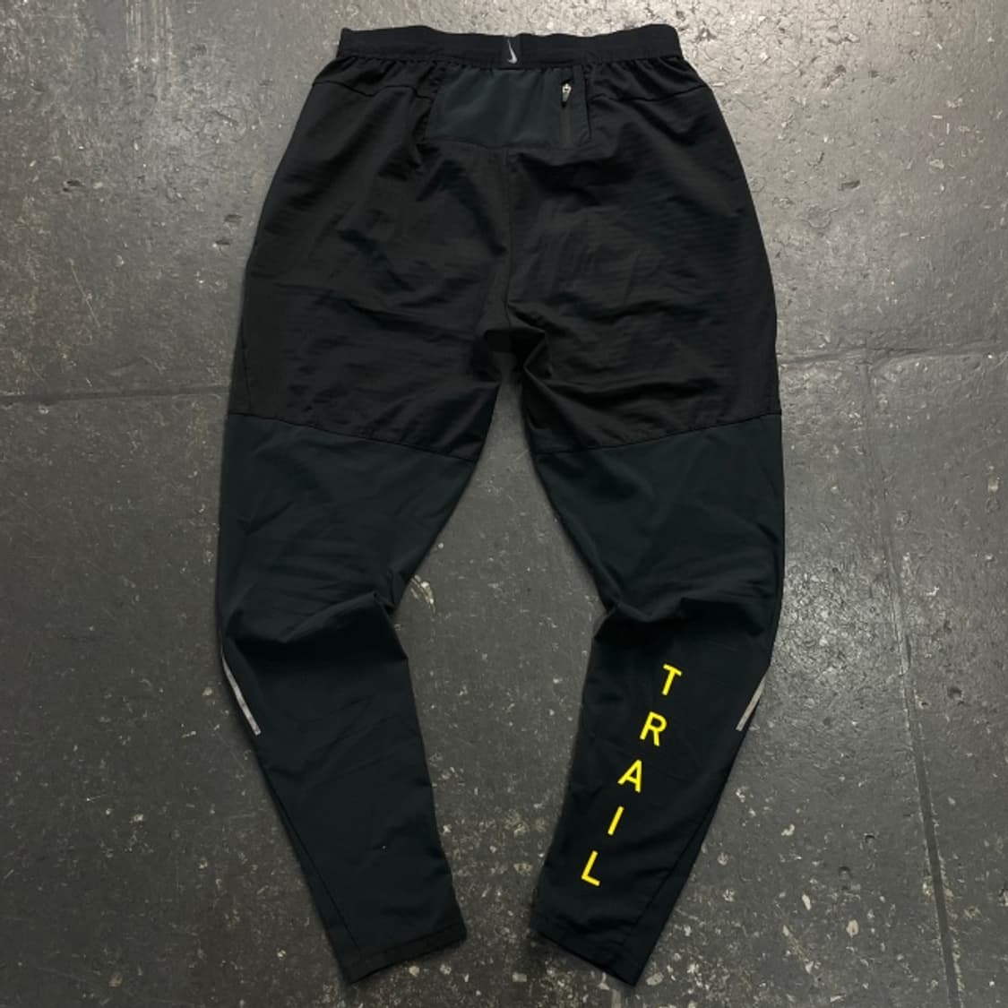 100 나이키 트레일 페놈 팬츠  상품이미지5