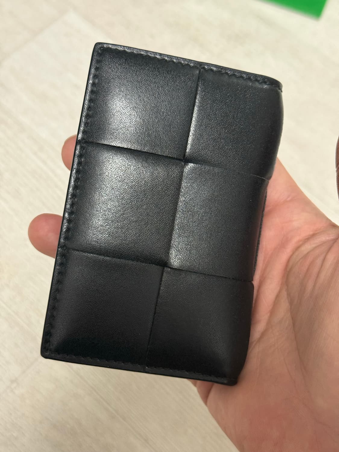 보테가베네타 플랩 카드 케이스 블랙 S급 중고⭐️ 상품이미지4