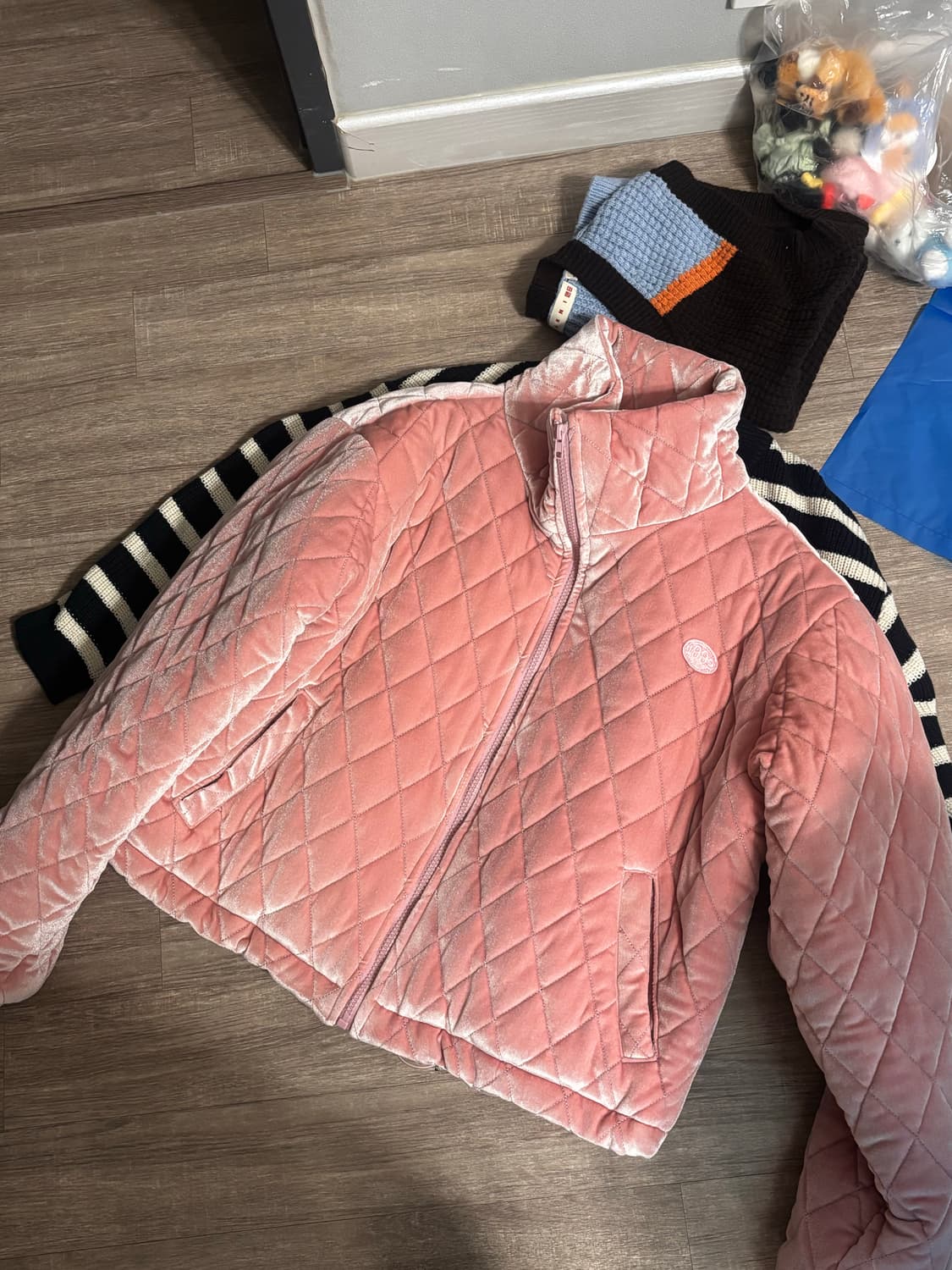 어글리섀도우 핑크 벨벳 패딩 상품이미지2