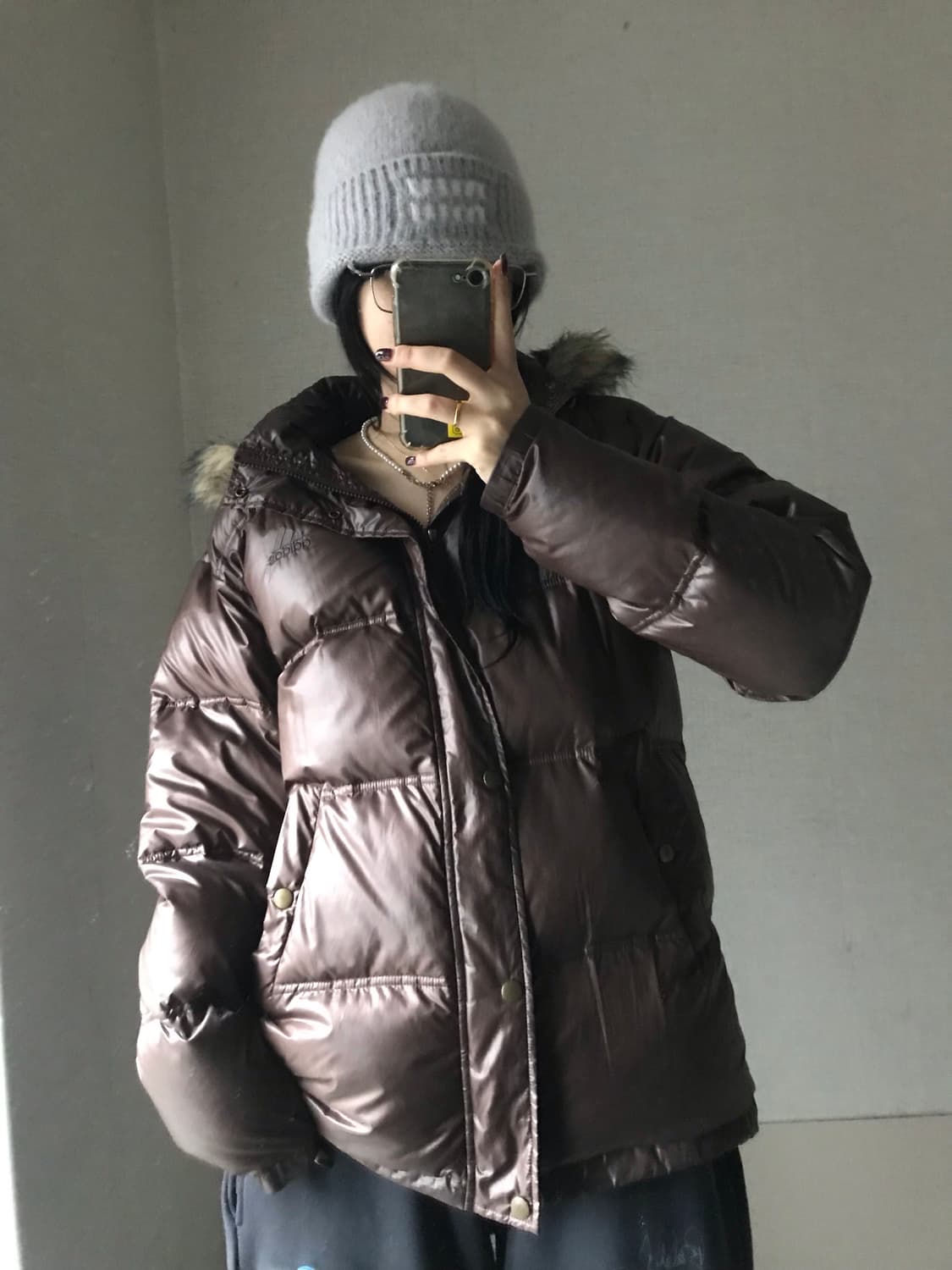 아디다스 초코브라운 울프죠 퍼패딩 상품이미지4