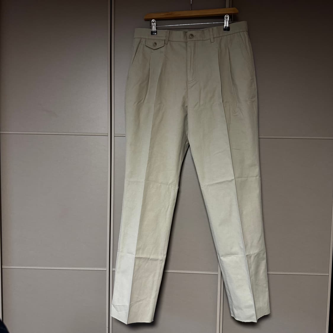 맨인정글 투턱 치노 상품이미지1