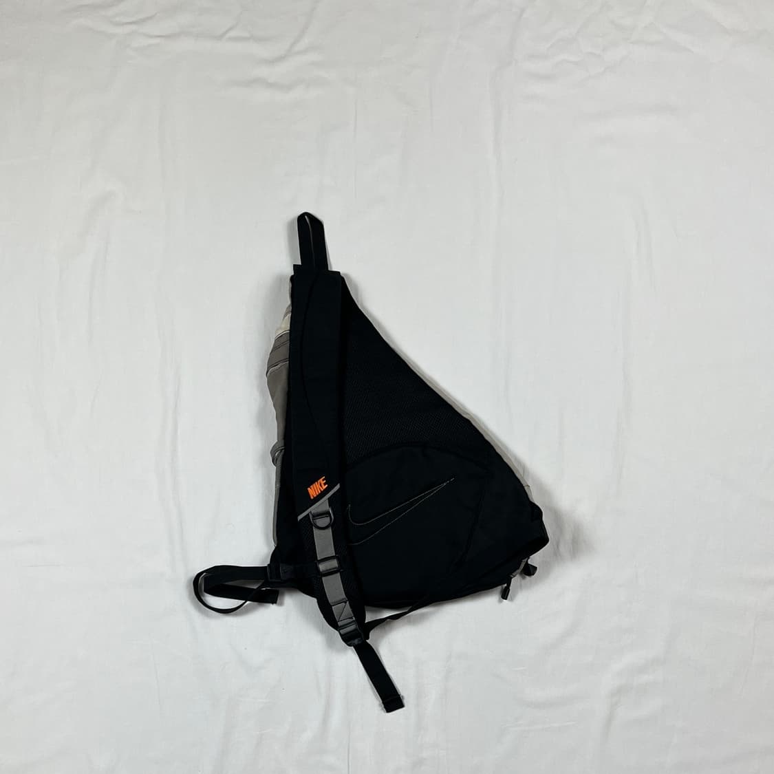 00’s 나이키 nike 스우시 로고 슬링백 가방 상품이미지5