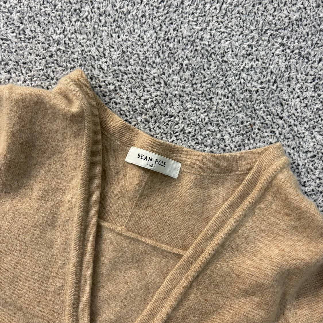 95 빈폴 여성 배색 단추 가디건 상품이미지2