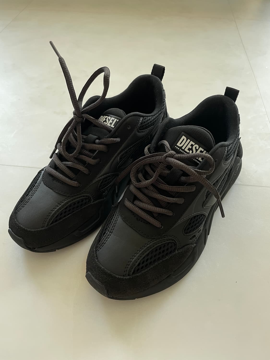 diesel 여성 운동화 새것 상품이미지1