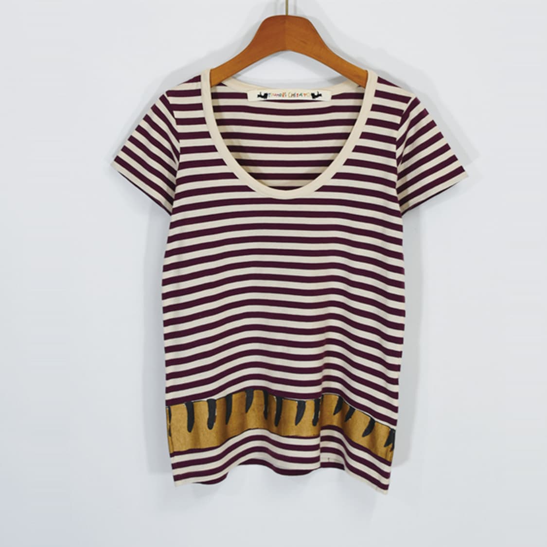 Tsumori Chisato 스트라이프캣프린트티셔츠 상품이미지1