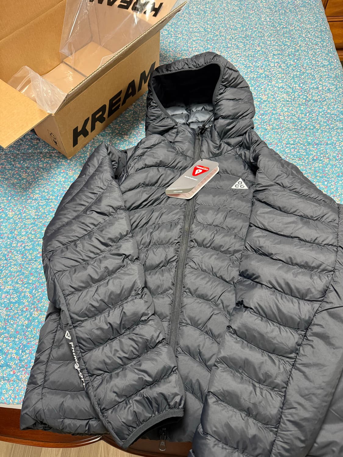 (새상품 M)나이키acg 라바플로우 경량패딩 상품이미지2