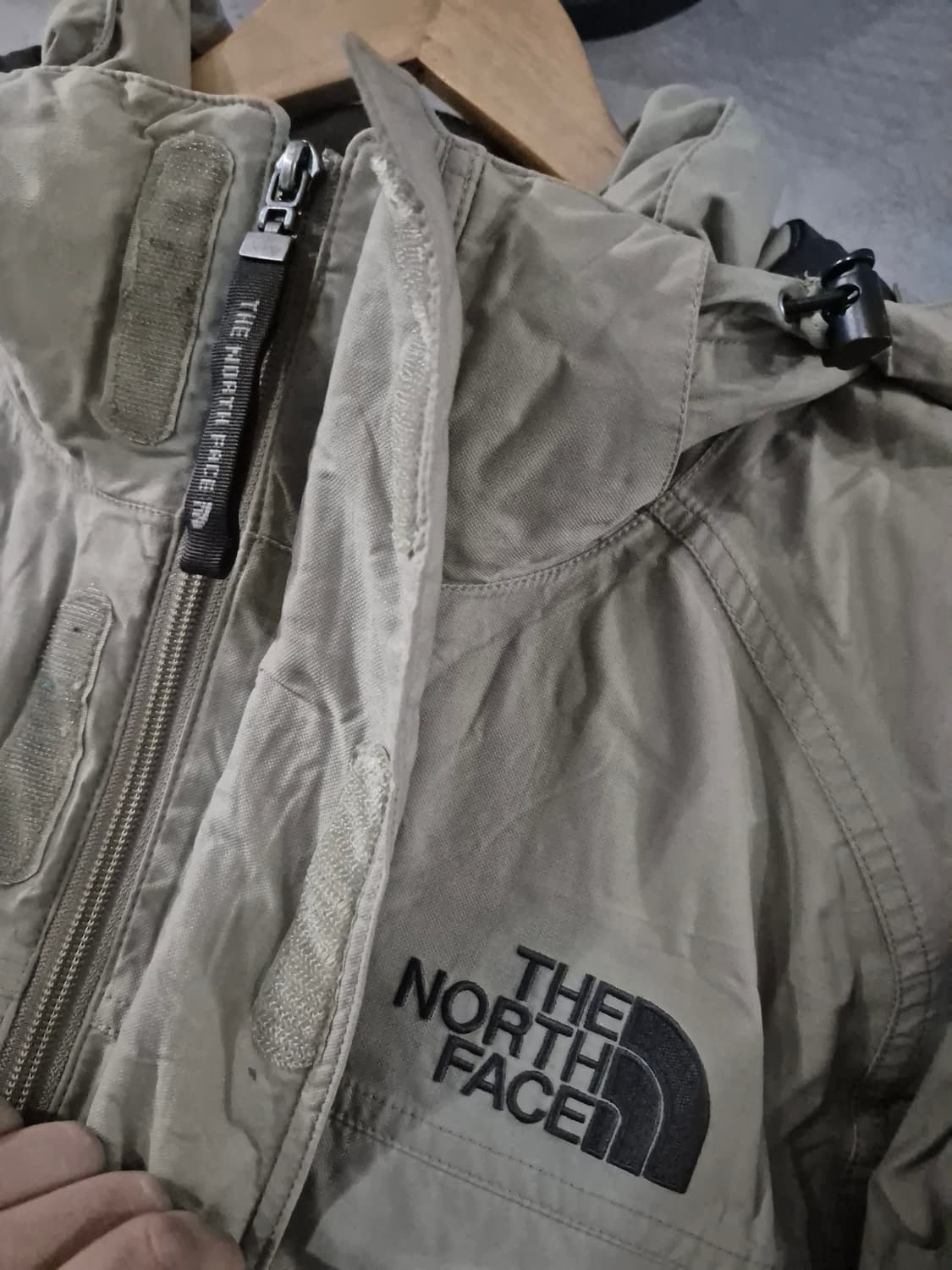 노스페이스 HyVent 남성 패딩 M 상품이미지3