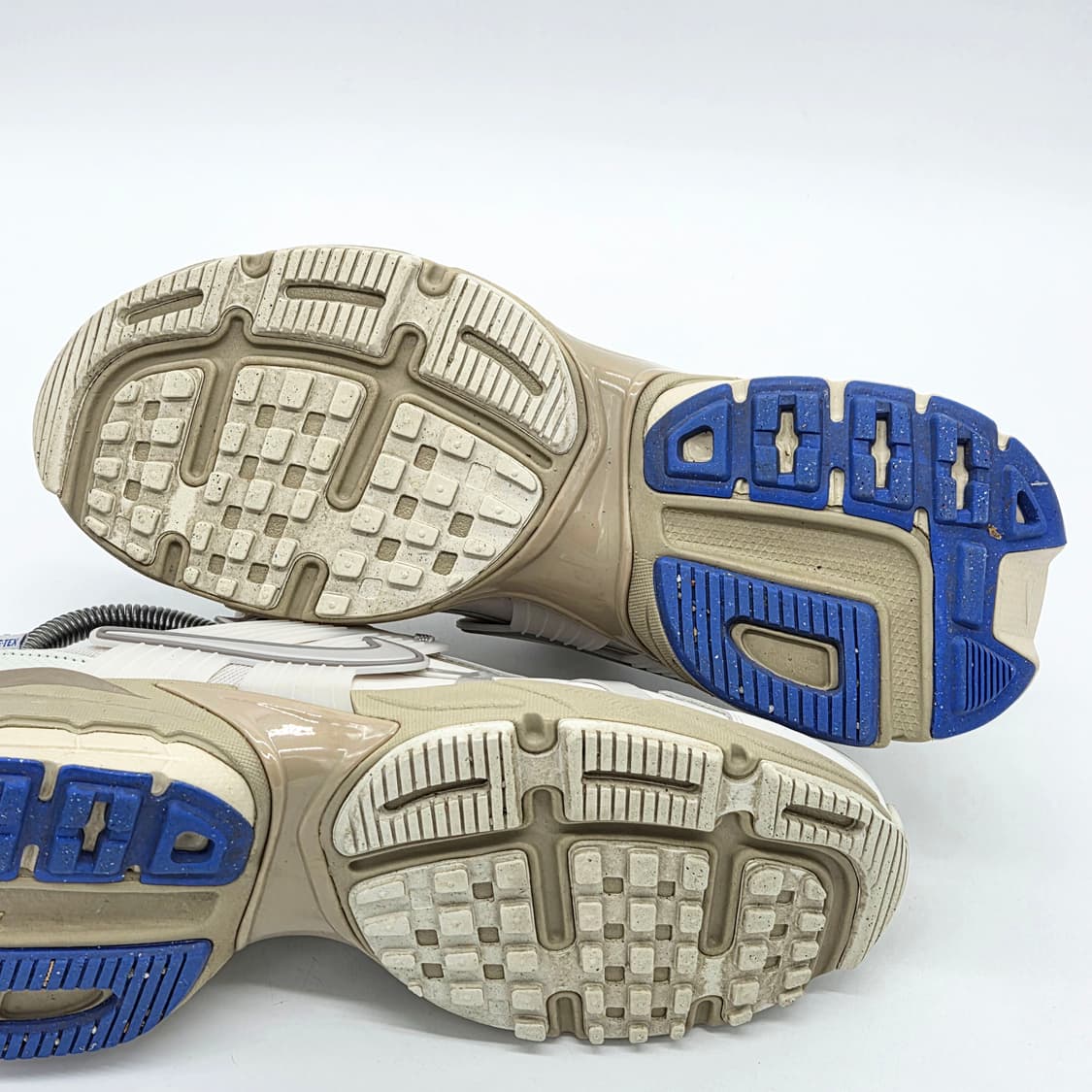  나이키 우먼스 V2K 런 고어텍스 라이트 본 (245)  상품이미지3