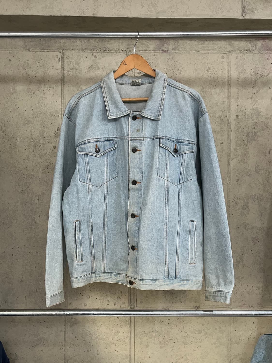 90s HARD ROCK CAFE DENIM JACKET 상품이미지3