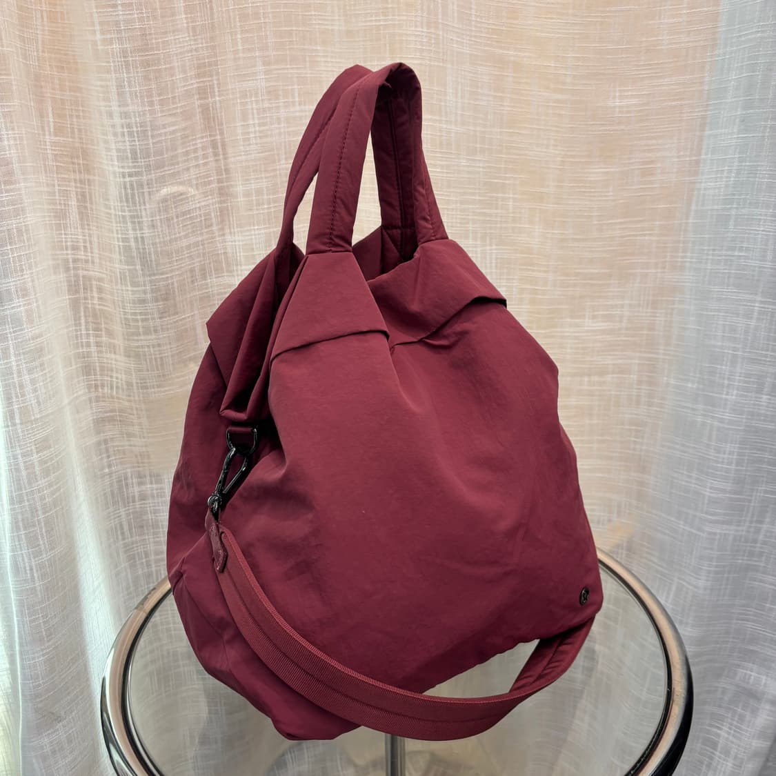 정품 룰루레몬 나일론 토트 숄더백     상품이미지3