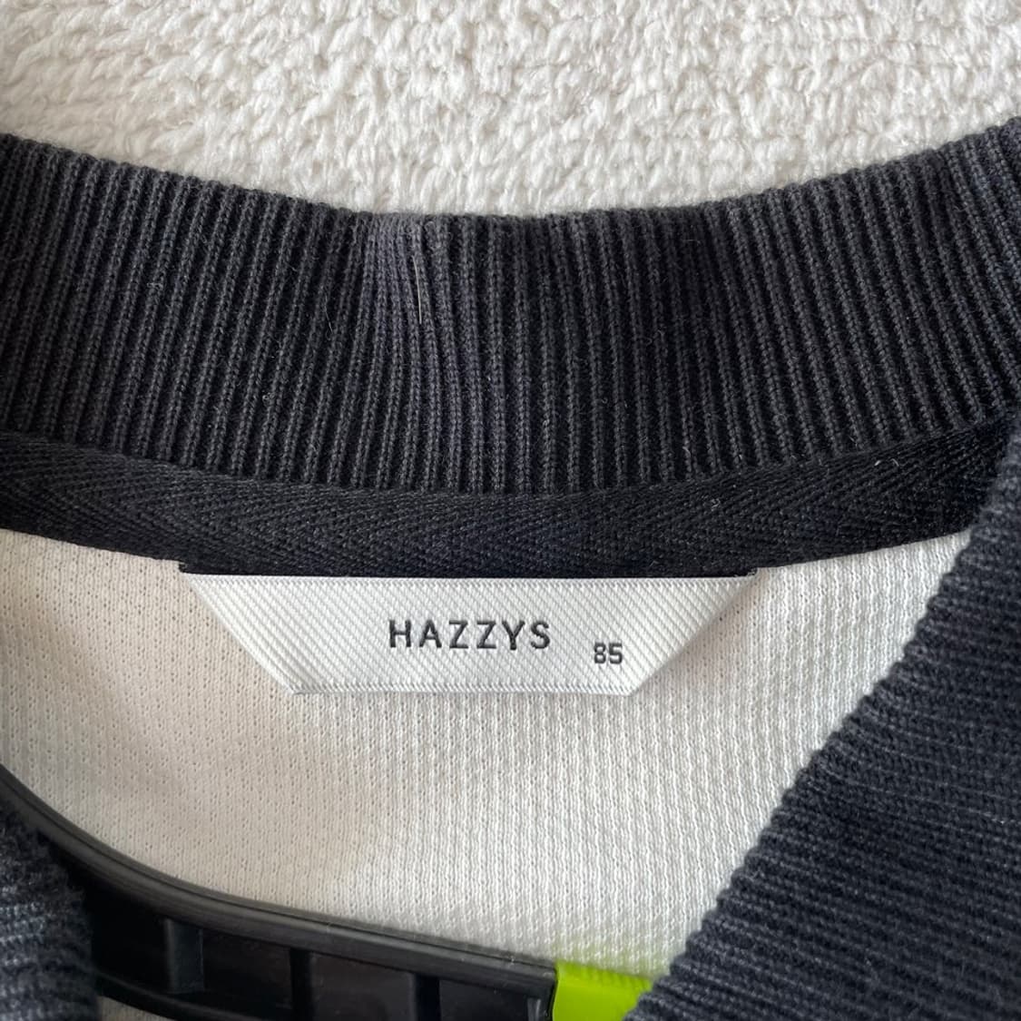 85 헤지스 여성 2023 긴팔카라니트티 S 상품이미지4