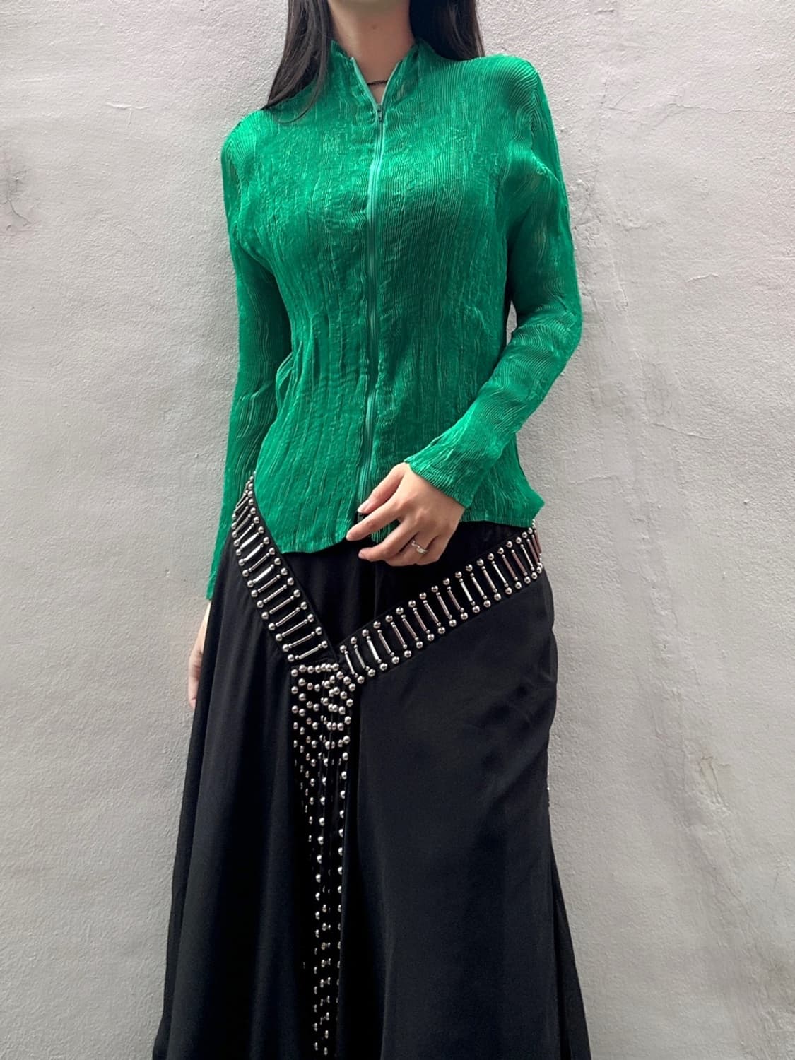 beads work layered top / black 상품이미지7