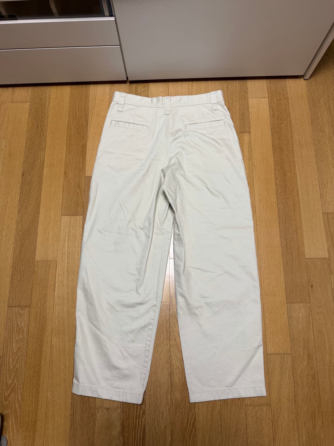 유니클로U 와이드 치노팬츠 natural 79cm 상품이미지2