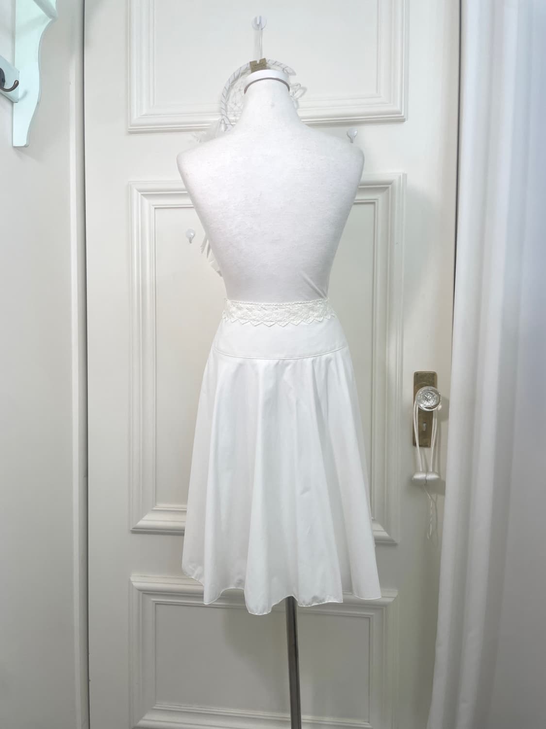 white waist lace point flare midi skirt 상품이미지3